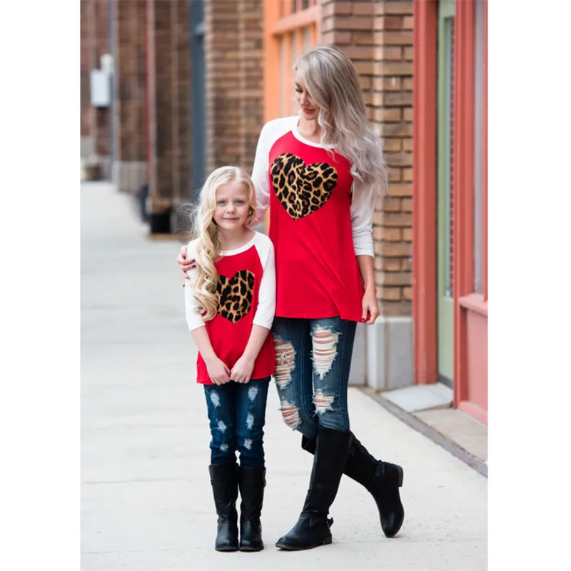 mother and daughter matching leopard outfits
