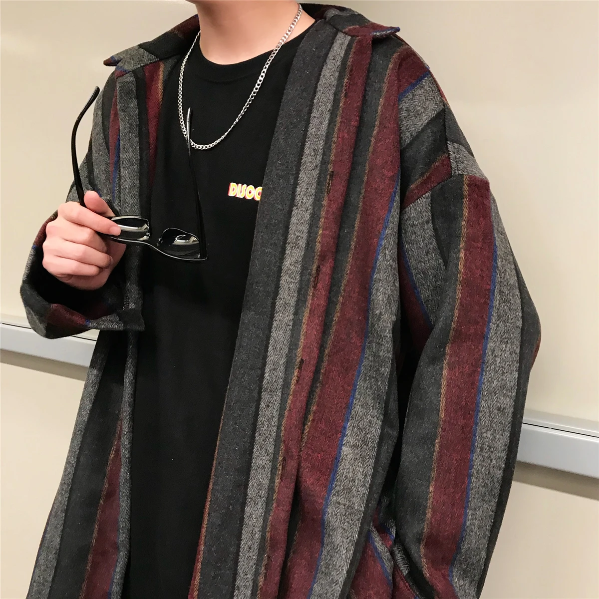 

2018 Autumn Newest Men's Fashion Tide Japanese Retro Stripe Pattern Woolen Material Lapel Loose Casual Long Sleeve Shirts M-XL