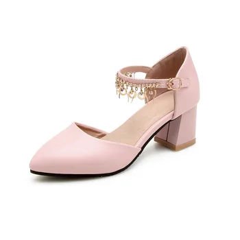 

2018 spring and summer fashion pointed thick with heel buckle with size code 31-43 hollow sandals 18512