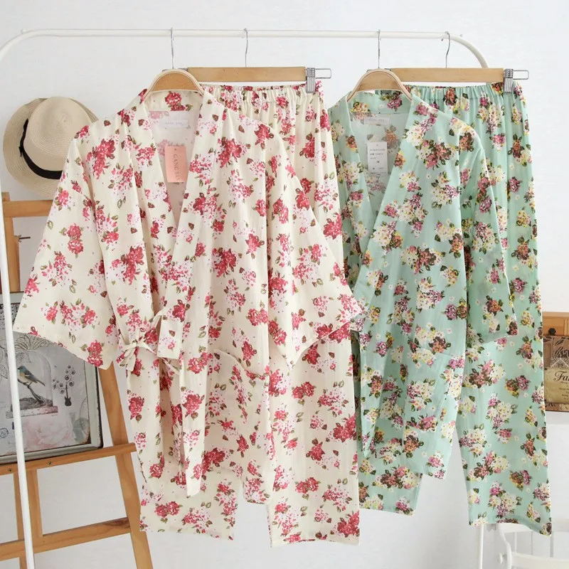 Для женщин хлопковые пижамы Винтаж набор кимоно юката Цветочный комплект милый домашняя одежда для 2018 новые летние