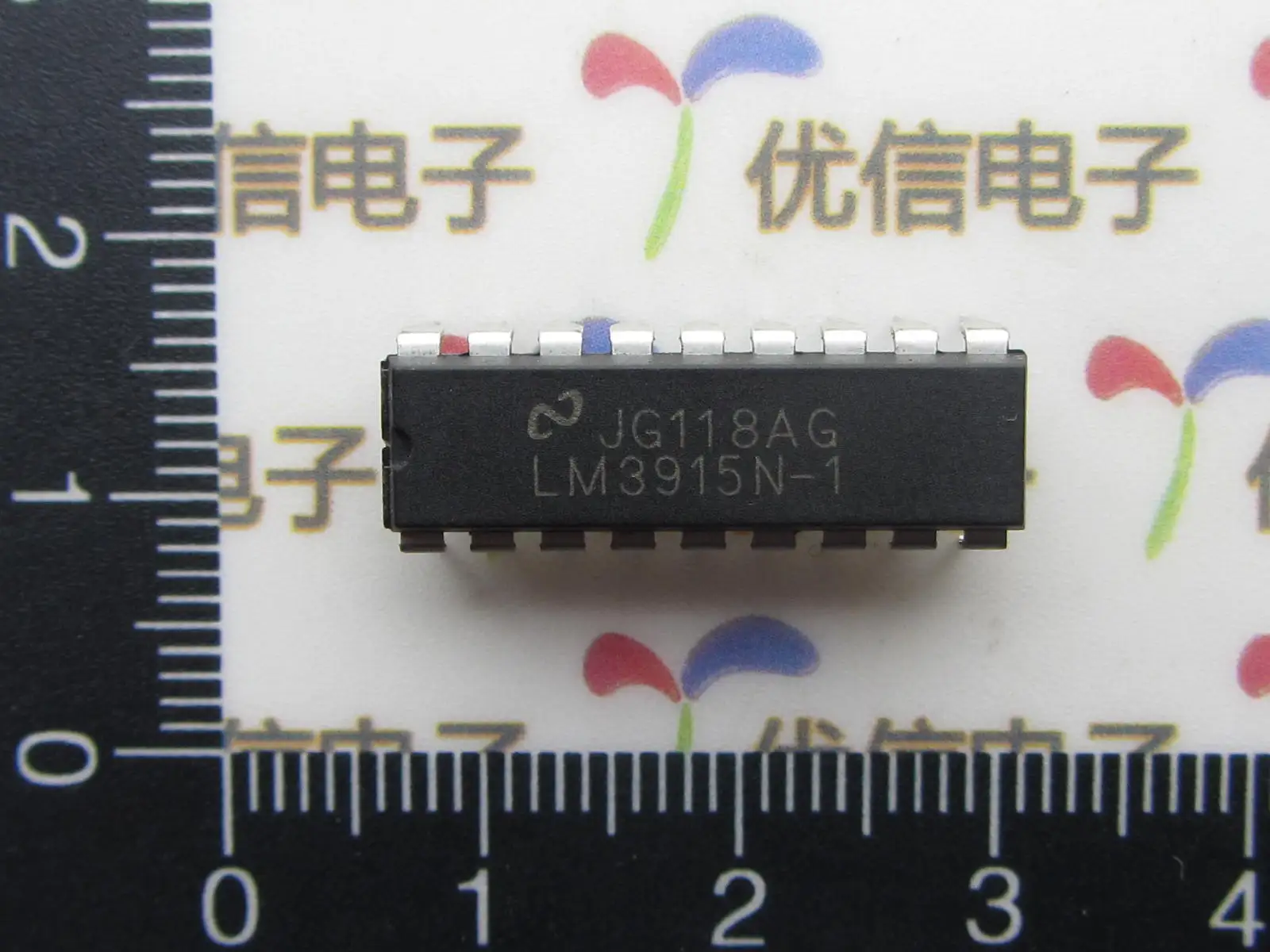Line LM3915N 1 LED bar graph display driver DIP 18 A1565display driver