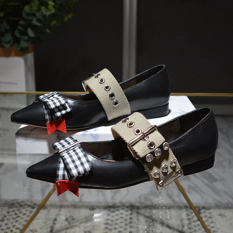 

Brand Hot Women Pumps Pointed Toe Buckle Design Women Shoes Trendy Heels Butterfly Knot Decor Kitten Shoes Glitter Crystal Shoes