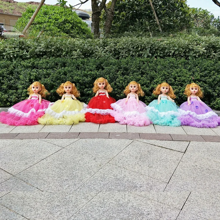 10907312589_147511069