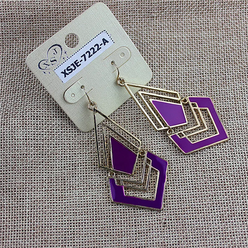 

Sales of new fashionable women's jewelry wholesale girls' birthday party type beautiful purple earring agent freight