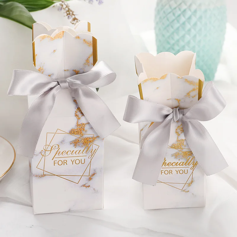 

20pcs/set Wedding Favors Gifts Box Paper Candy Box Chocolate Packaging Box Party Supplies Decorations Bomboniera Giveaways Box