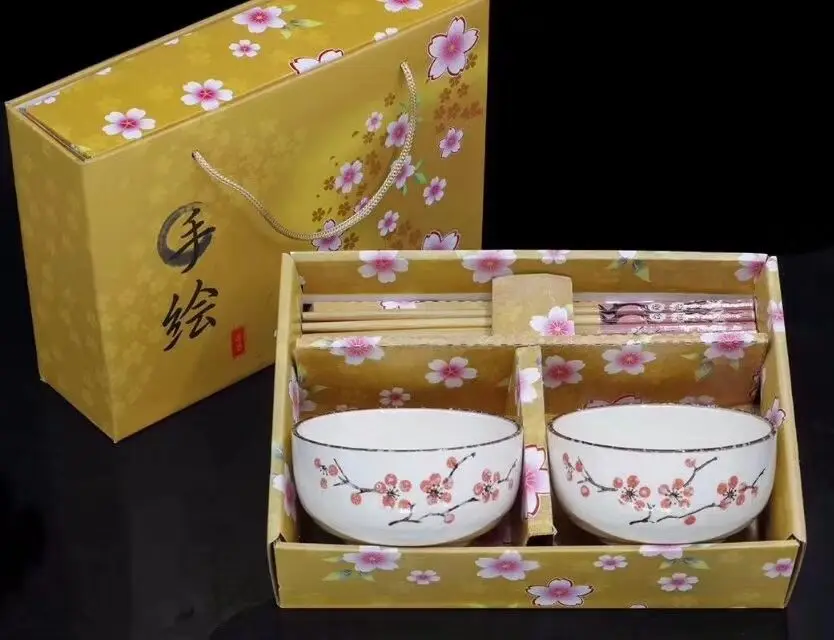 

Two-piece Japanese Cherry Ceramic Bowl With Chopsticks Porcelain Tableware Hand-painted Creative Pattern Retro Cutlery Boxed Set