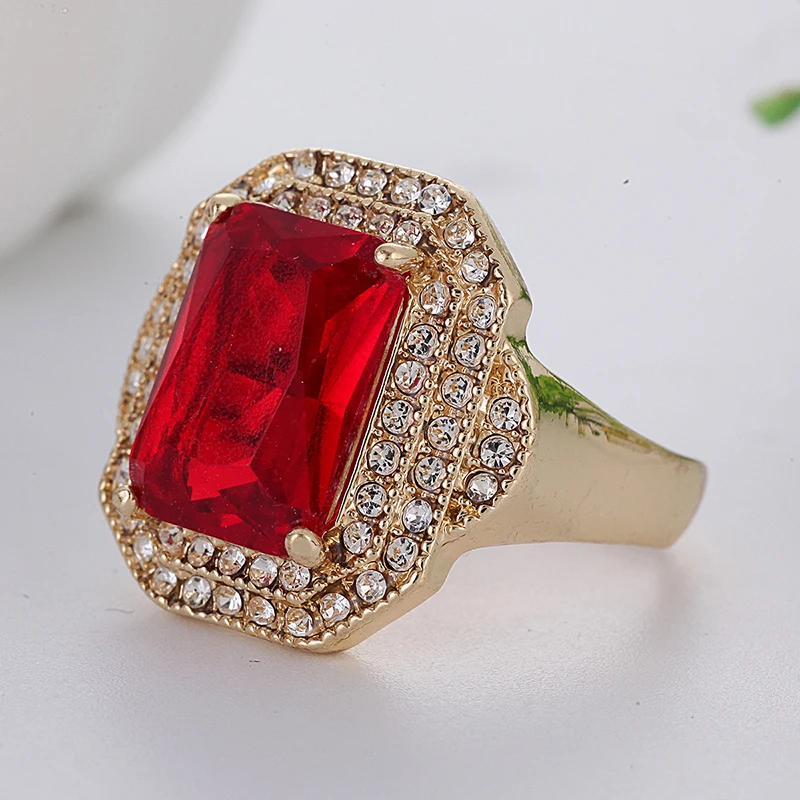 Hot Fashion Big Male Wide Red Zircon Stone Geometric Ring Luxury Yellow Gold Color Iced Out Wedding Rings for Men Women Hip Hop