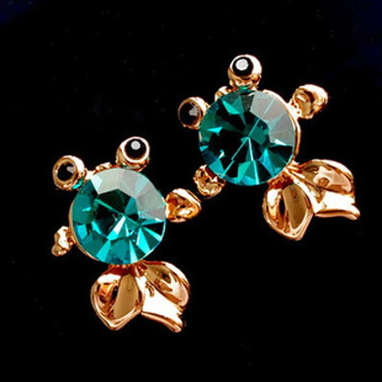 

Women Fish Shaped Crystal Rhinestones Inlaid Earrings Gold Silver Plated Stud Earring Charming Jewelry