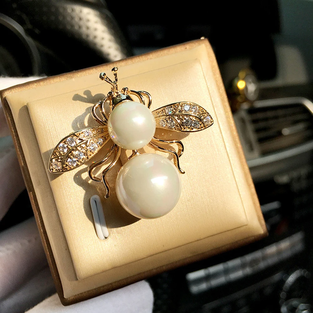 9980486867_1109621043