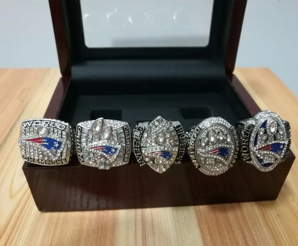 Prix pour Livraison Gratuite 2001 2003 2004 2014 2016New England Patriots Réplique Super Bowl Championnat Anneau, Cinq ensemble solide de haute qualité Prix pour Livraison Gratuite 2001 2003 2004 2014 2016New England Patriots Réplique Super Bowl Championnat Anneau, Cinq ensemble solide de haute qualité