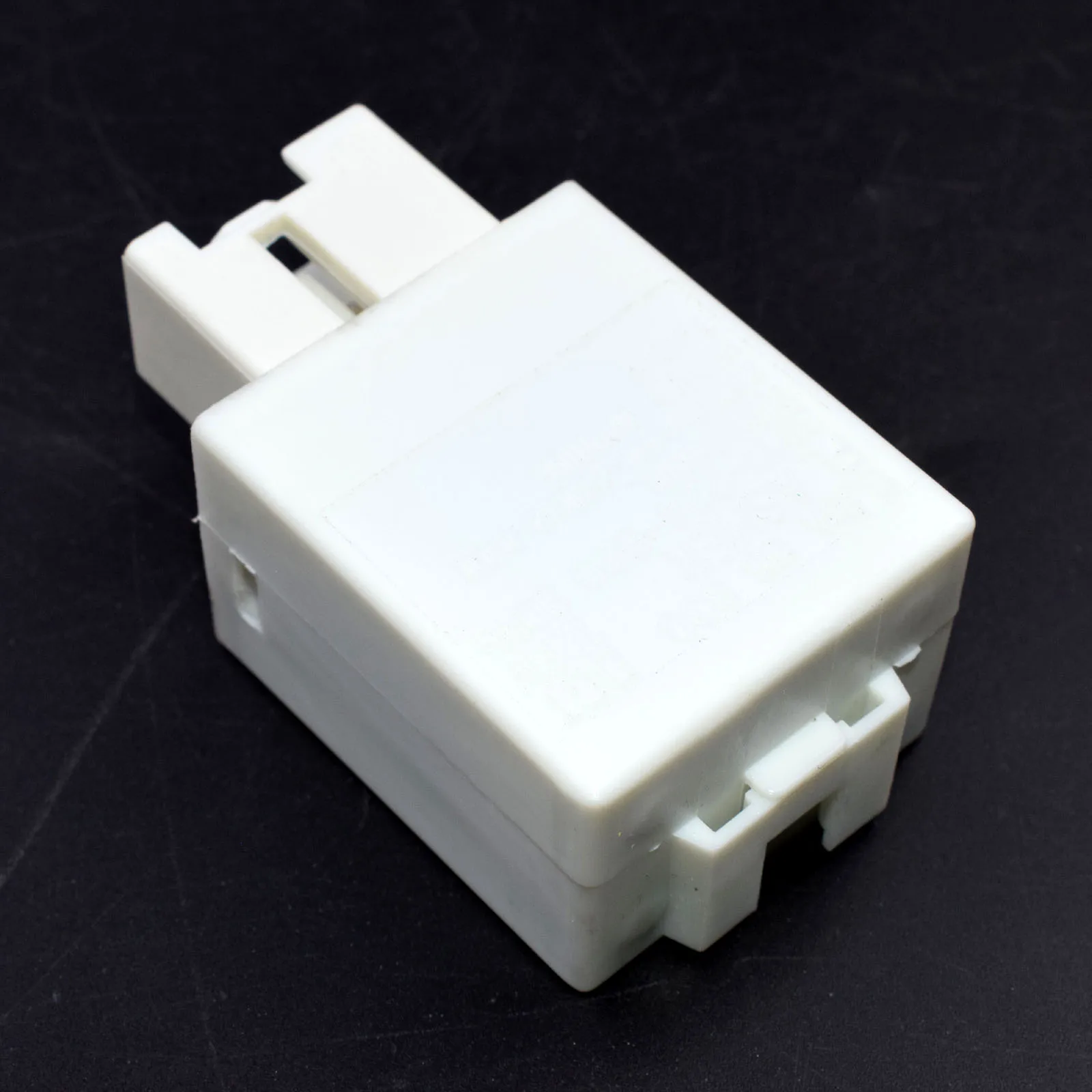 Lomsarsh 6L 12//220V Mini r/éfrig/érateurs de Refroidissement et de Chauffage Mini Frigo Mini Portable Ellectric R/éfrig/érateur pour Chambres//Bureau//Trajets Routiers//Camping