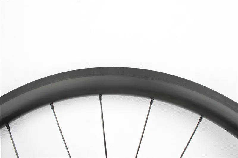 FSC38CM-25U-2016T DT 240s Sapim cx-ray spokes (1)