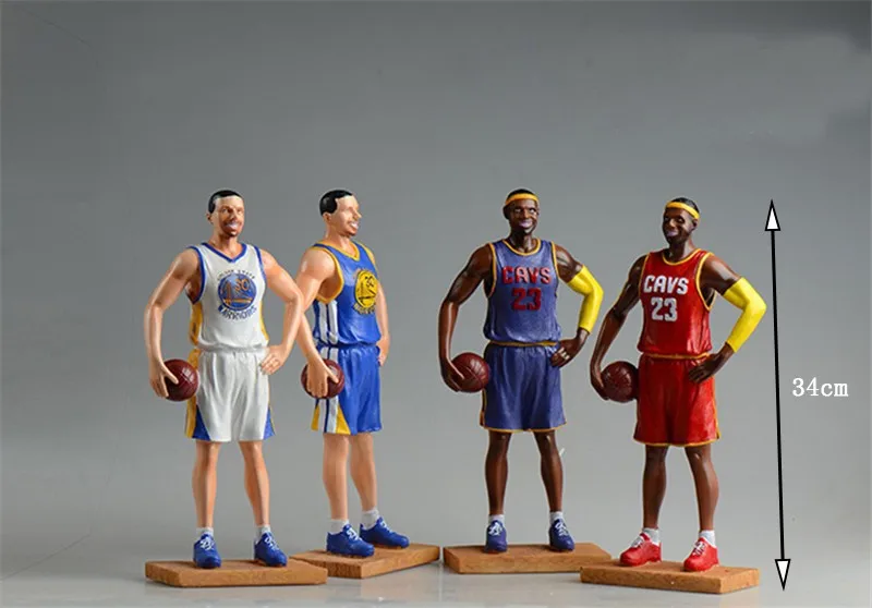 NBA statue (8)