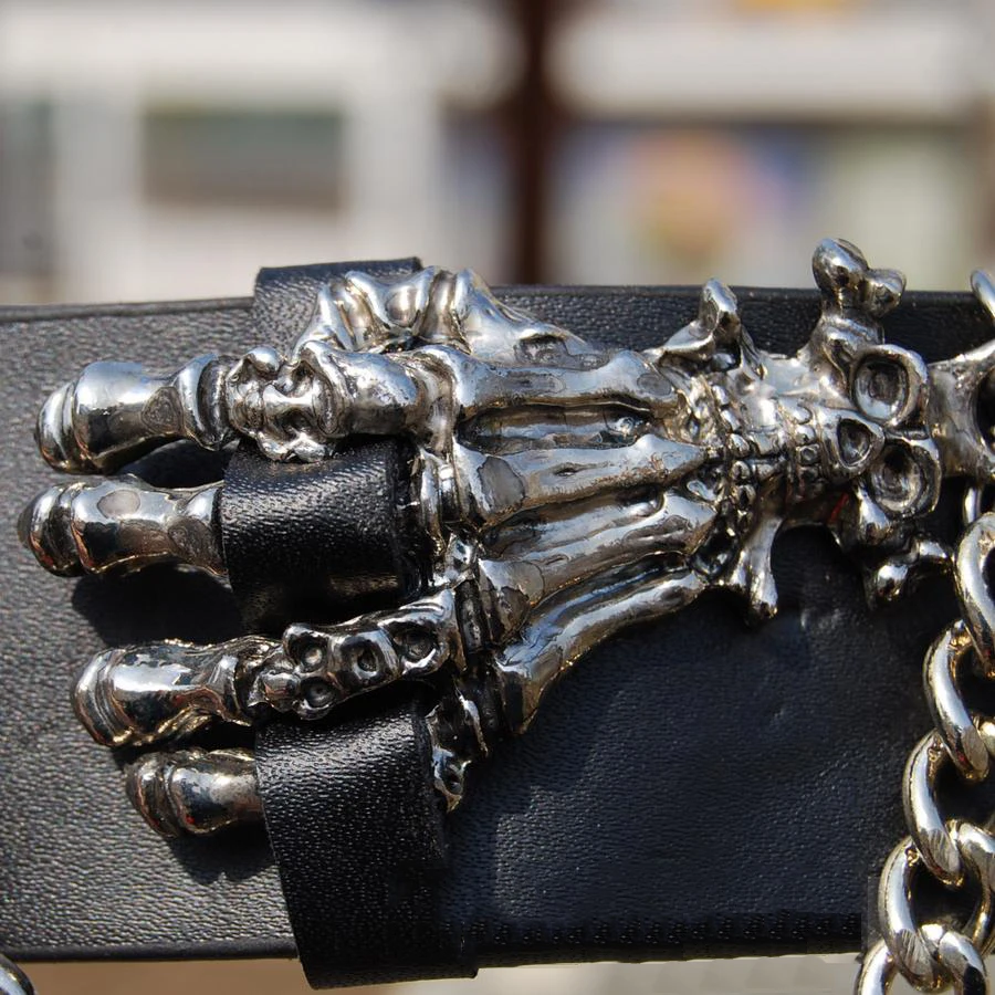 Модный крутой мужской браслет с черепом заклепками в стиле панк черная винтажная