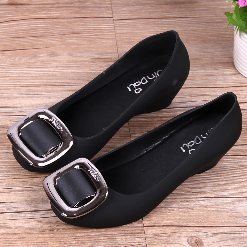 Прозрачная обувь; женская обувь на толстой подошве; Baotou; летняя водонепроницаемая и нескользящая пляжная обувь - Цвет: Черный