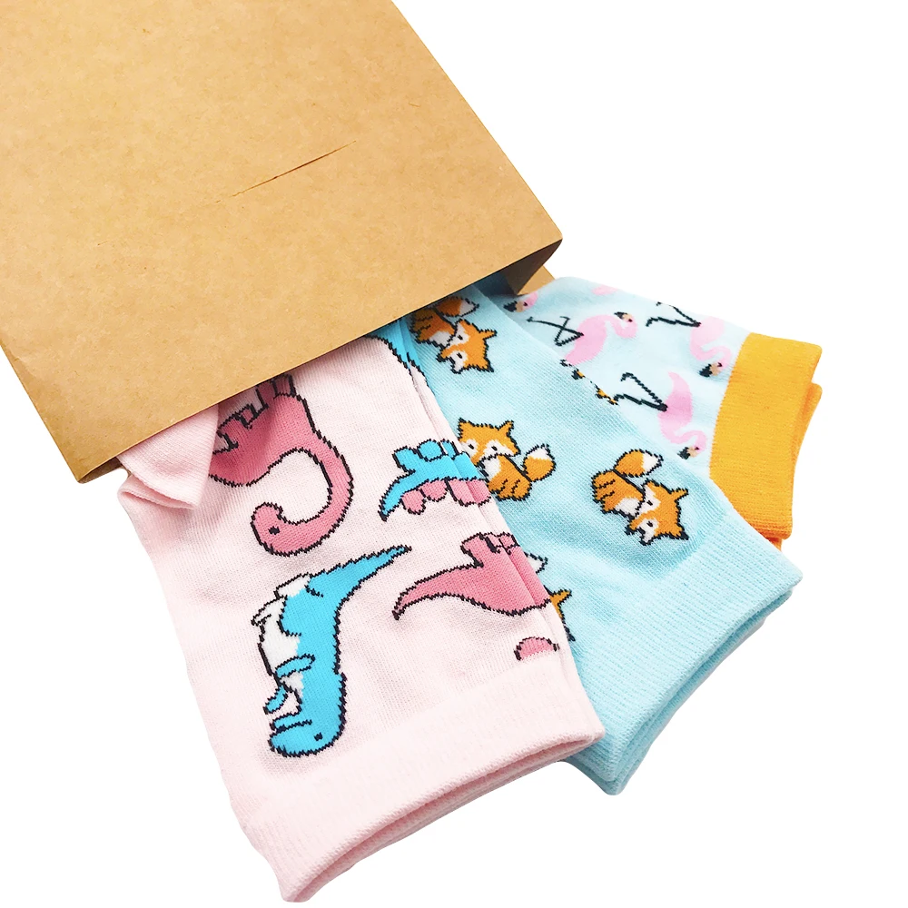 VPM 3 Pairs/Lot Winter Autumn Warm Women Crew Socks Colorful Cartoon Cute Animal Dog Cat Fox Dinosaur Funny Socks