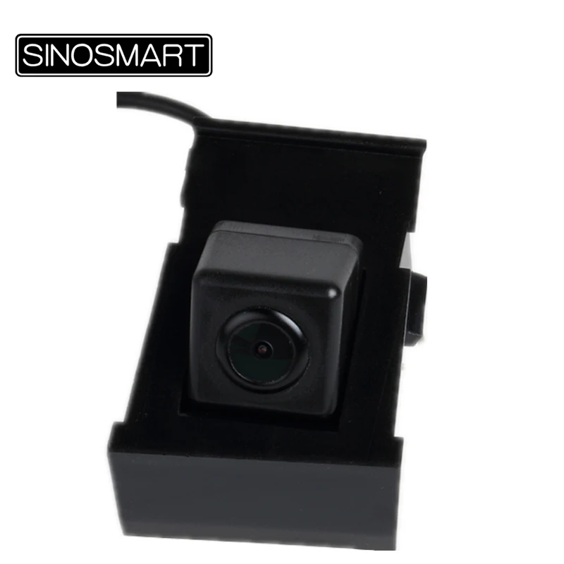 

SINOSMART In Stock High Quality Car Revering Parking Camera for Nissan NV200 Install in Factory Original Camera Hole