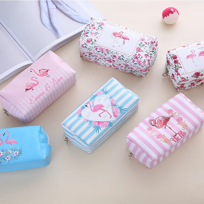 

New Women Cosmetic Cases Key Card Earphone Cosmetic Bag With Zipper Flamingo Large Storage Cartoon Travel Cosmetic Bag Size
