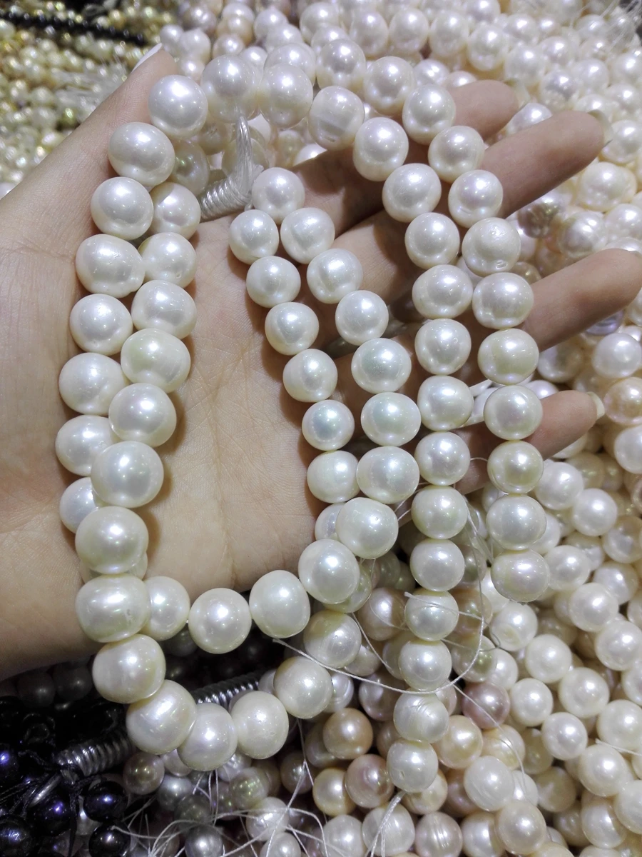 Как выглядит настоящий жемчуг. Натуральный дикий жемчуг. Жемчуг камень натуральный. Природный жемчуг. Как выглядит жемчуг.