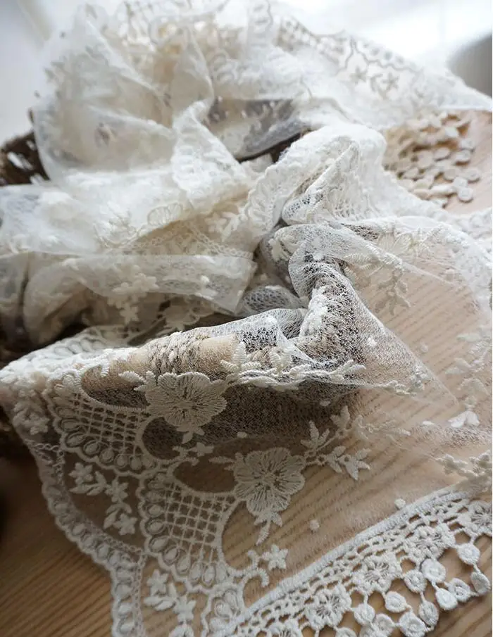 

Mori Girl Spring Autumn Flower Embroidery Sweet Lace Scarf Scarf Women Shawl Cotton Hollow Lace Scarf Women Holiday Photo Scarf