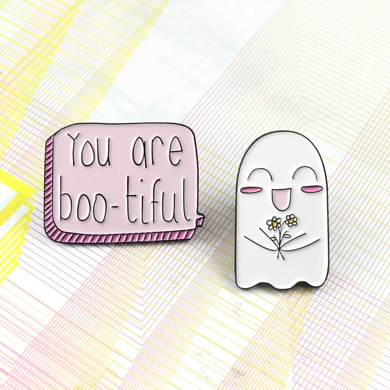 

Cartoon Pink Dialog Box “You Are Boo-tiful ” White Cute Ghost Holds The Flower Pin Brooches For Kids Girls Brooch Gifts