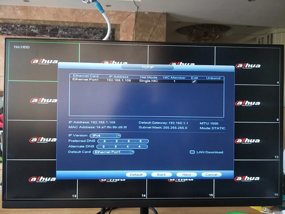 HTB1jQzIHFuWBuNjSszbq6AS7FXat