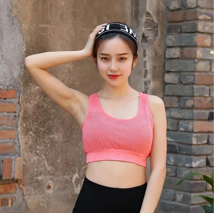 

Women Fitness Yoga Sports Bra For Running Gym Adjustable Spaghetti Straps Padded Top Seamless Top Athletic Vest S M L