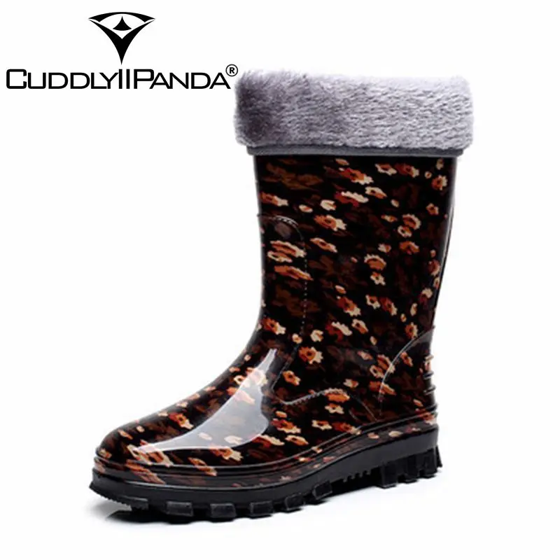

CuddlyIIPanda Brand Women Fahison Dot Rain boots Round Toe Winter Warm Buckle Mid Calf Platform Women Rainboots Botas Mujer