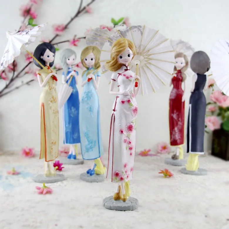 Kopen 7*7*29.5 cm 2017 Mode Cheongsam Woondecoratie Accessoires Miniatuur Vintage Home Decor Bruiloft Decoratie