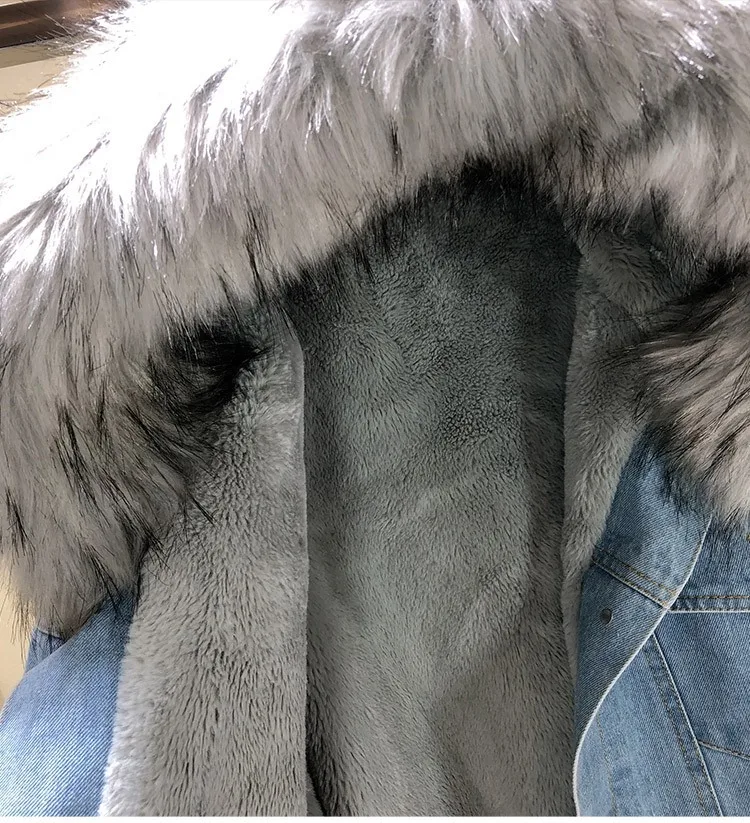 9641369536_1914624105