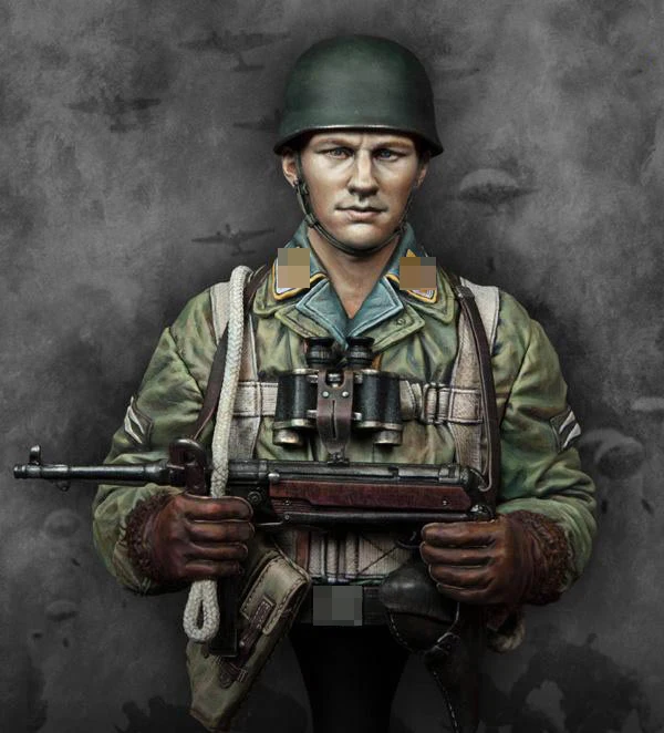 

1/10 Scale Resin Bust Paratrooper
