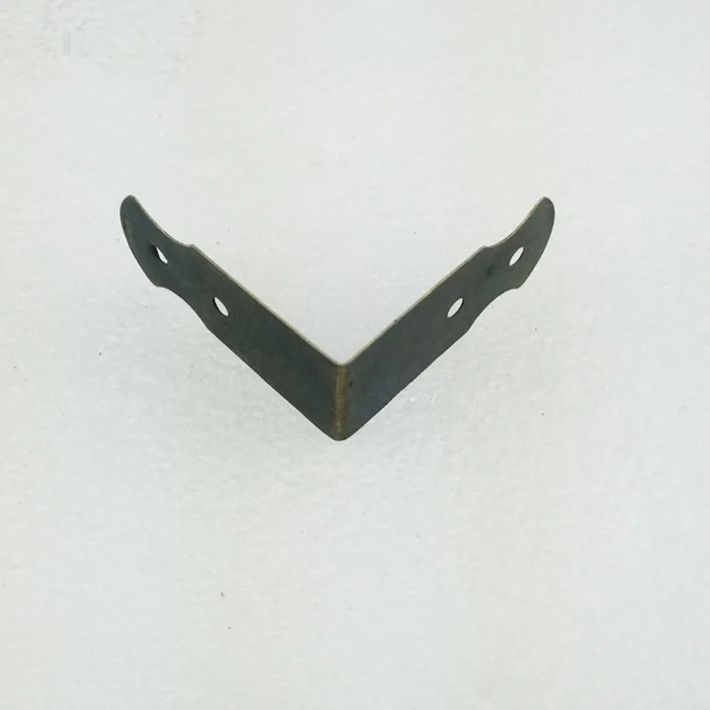 Vintage-Luggage-Case-Box-Corner-Flower-Corners-Brackets-Decorative-Furniture-Decoration-Box-Corner-Bronze-Tone-50Pcs (4)