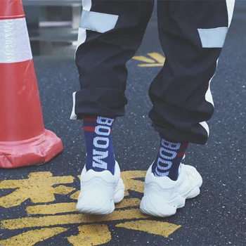 

2018 Fashion Cotton Casual Letter Christmas Socks Korean Streetwear Harajuku High Quality Women Ukraine Hippie Kawaii Socks WZ