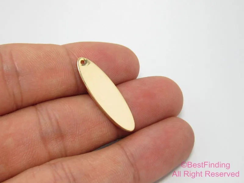 

Gold filled 27x8mm Shuttle pendant Gold oval eardrop charms G010