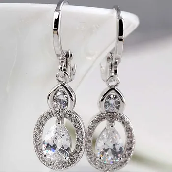 

Stylish and elegant zircon earrings Elegant temperament Colorful choice of gold-color earrings