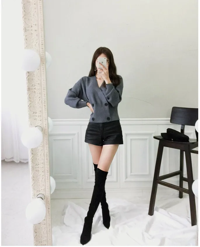 New High Quality Warm Cardigan Winter Women V Neck Double Breasted Short Sweaters Women Casual With Belt Knit Sweater DS50816