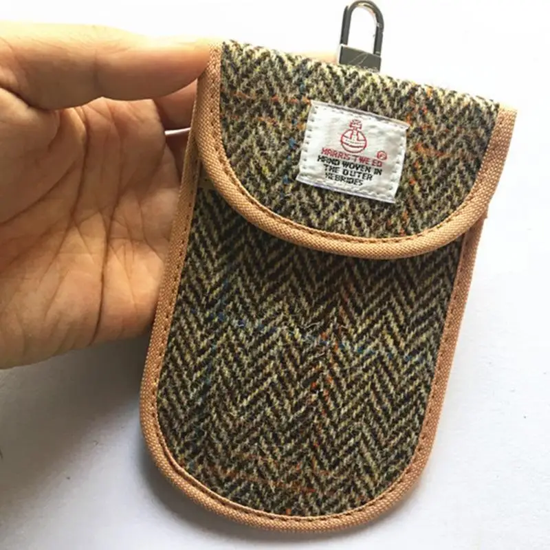 

Compact Anti-lost Signal Blocking Tweed Surface Fob Universal Privacy Protection Keyless Pouch Car Key Bag Case Protective