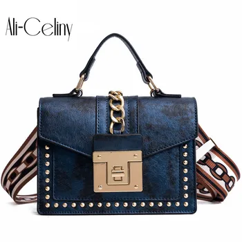 

Women's Fashion PU Leather Girl Rivets Star Mini Bag High Quality Wide Shoulder Strap Bag Messenger Small Square Package