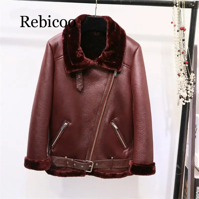 Retro New Lapel and Velvet Padded Fur One Coat Warm Fashion PU Leather Lamb Hair Motorcycle Clothing Bomber Jacket