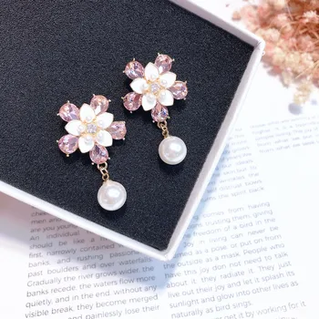 

2018 New Sweet Pink Rhinestone Flower Fashion Simulated Pearl Pendant Dangle Earrings for Women Pendientes Mujer Moda 6A2030