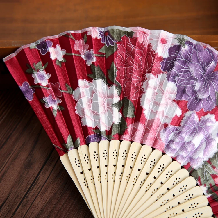 Портативный дамы бамбуковые шелковые веера 100 шт китайский дешевый складной веер для декор для свадьбы японский веер оптом