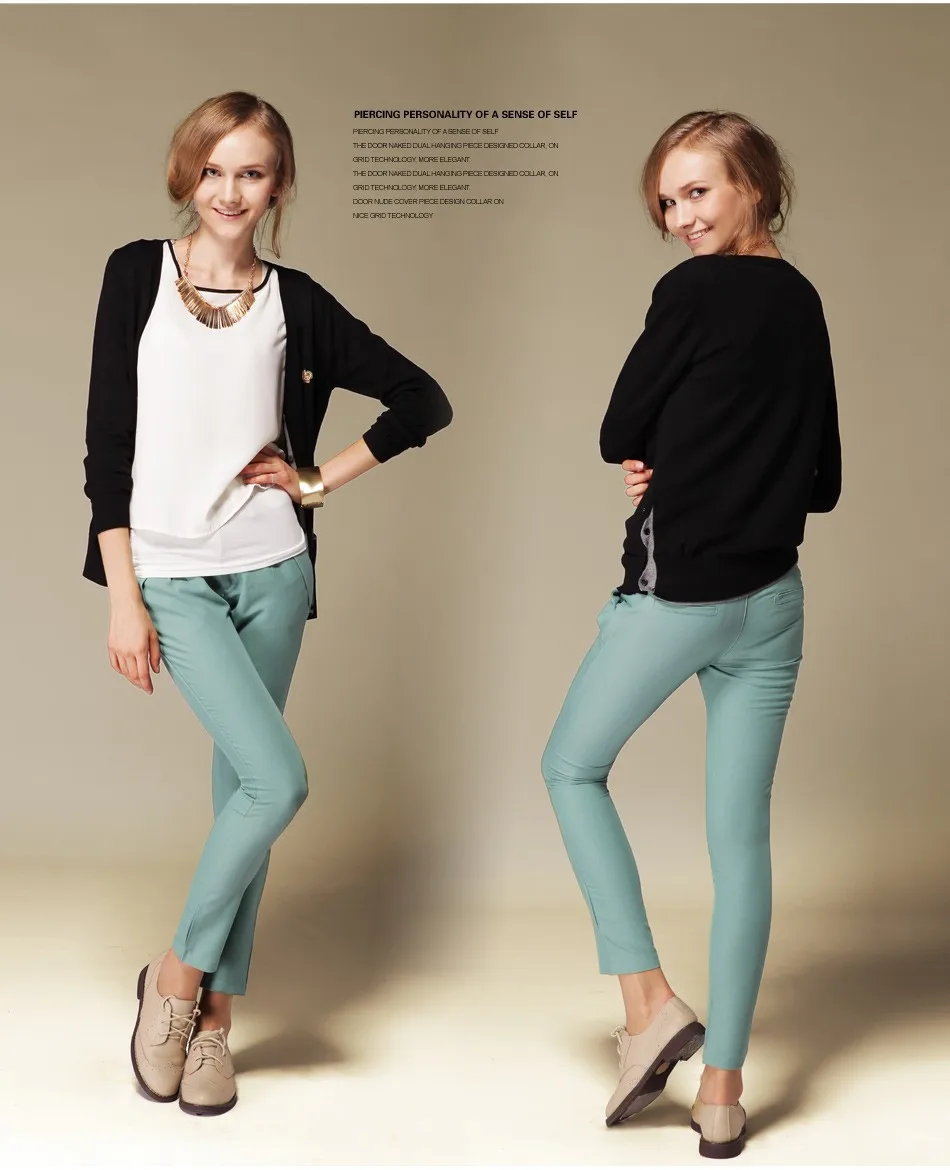 The new sweater knit sweater coat spring female embroidery crown mosaic contrast color sweater The new sweater knit sweater coat spring female embroidery crown mosaic contrast color sweater