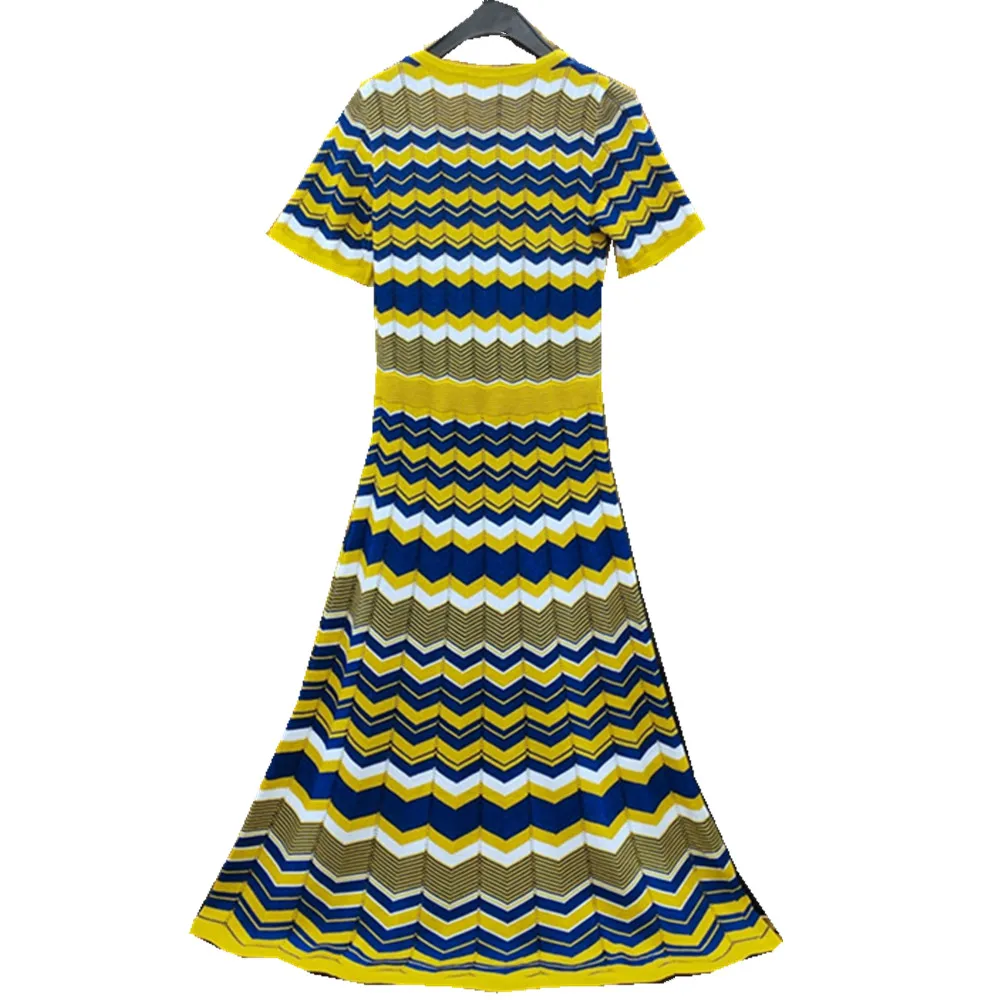 Женское трикотажное платье, длинное тонкое платье-свитер в цветную волнистую полоску с коротким рукавом, лето