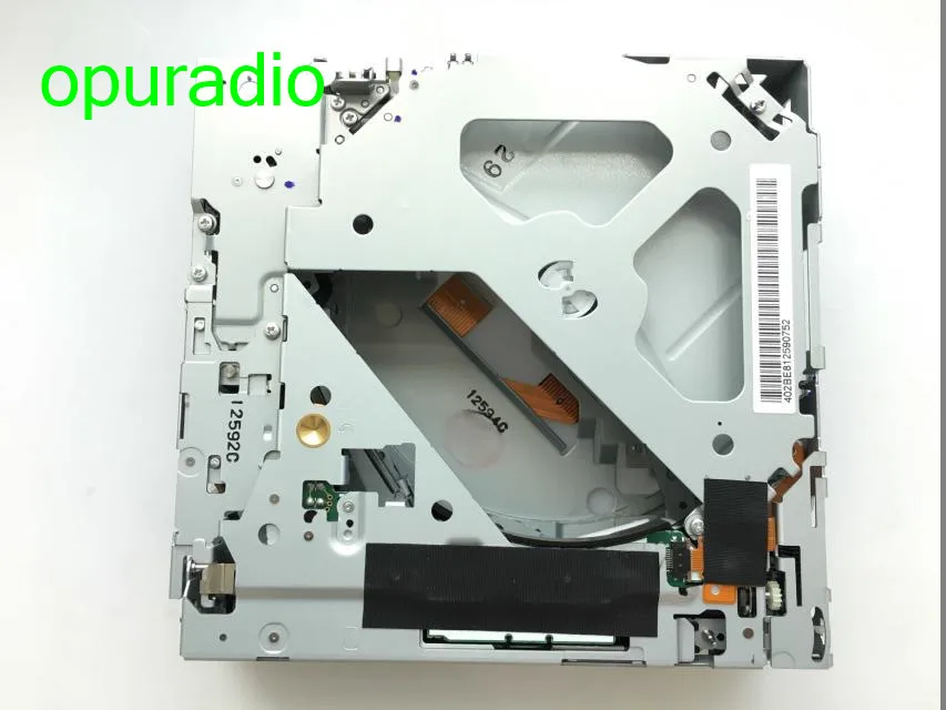 

Matsushita 6 CD changer 19Pin connector mechanism E-9291 Without pcb for Mit-subishi Endeavor 2004 A6 A4 Toyota car radio tuner