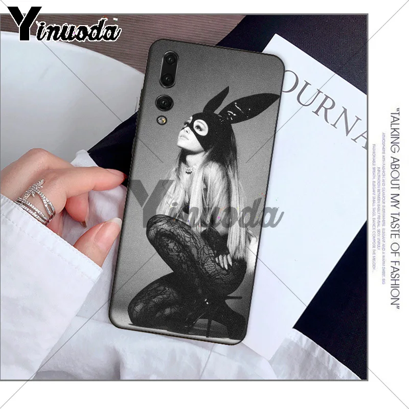Cat Ar Ariana Grande
