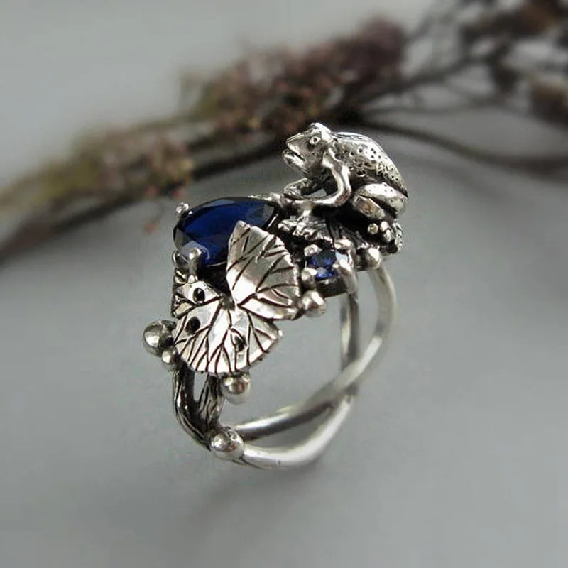 Vintage Silver Color Lotus Leaf Frog Ring for Women Creative