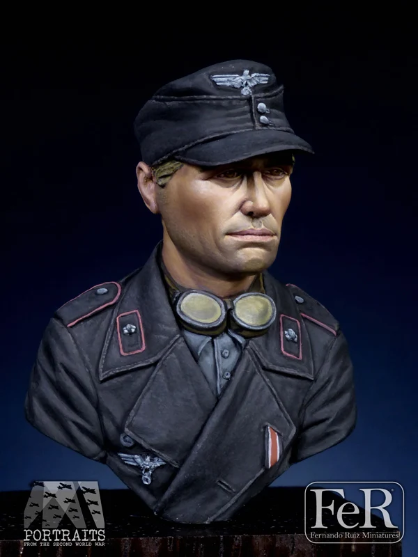 

DIY 1/16 BUST Resin Figure Model Kit Film Character German Armored Forces Model X27