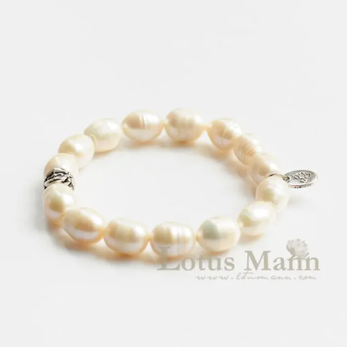 

New Arrival pearl bracelet for woman and man Wrap Bracelet on Leather