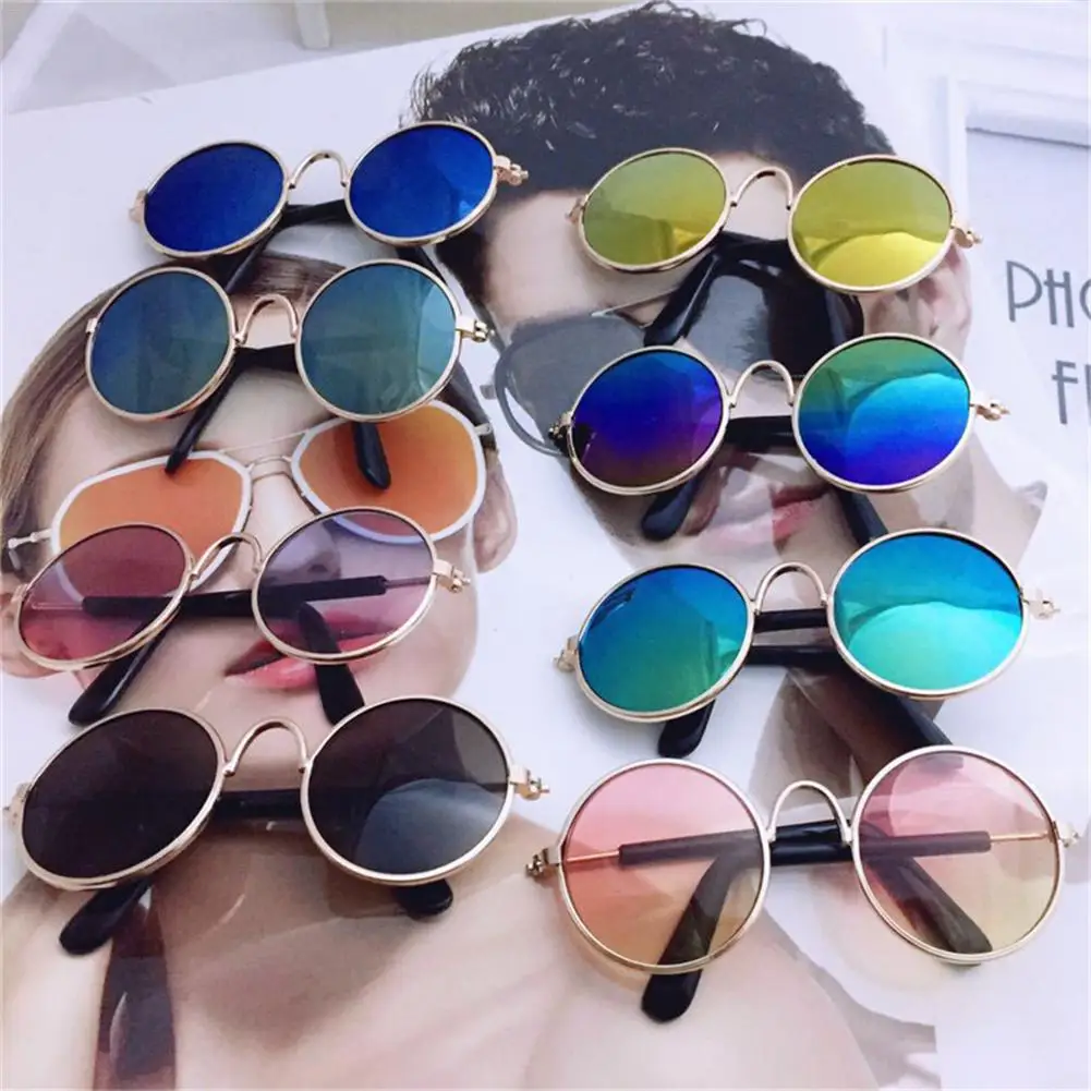 

Random Color Plastic Cat Sunglasses Fashion Cool Cat Accessories Colorful Sunglasses for Chihuahua Small Puppy Dogs and Cats 20E