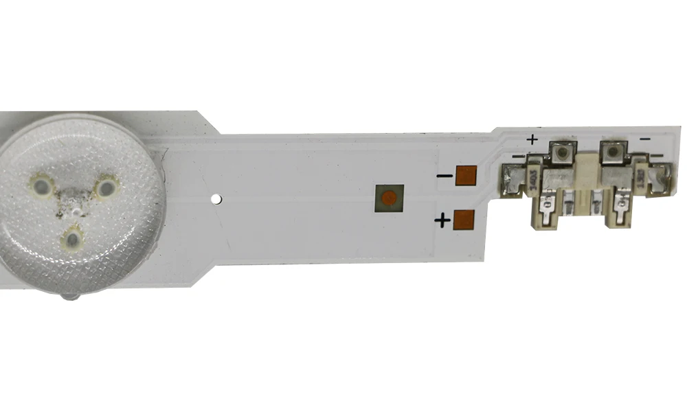 E0600117 (3)